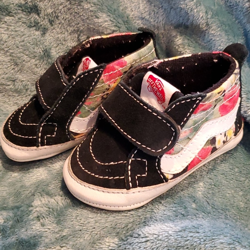 Floral baby Vans
